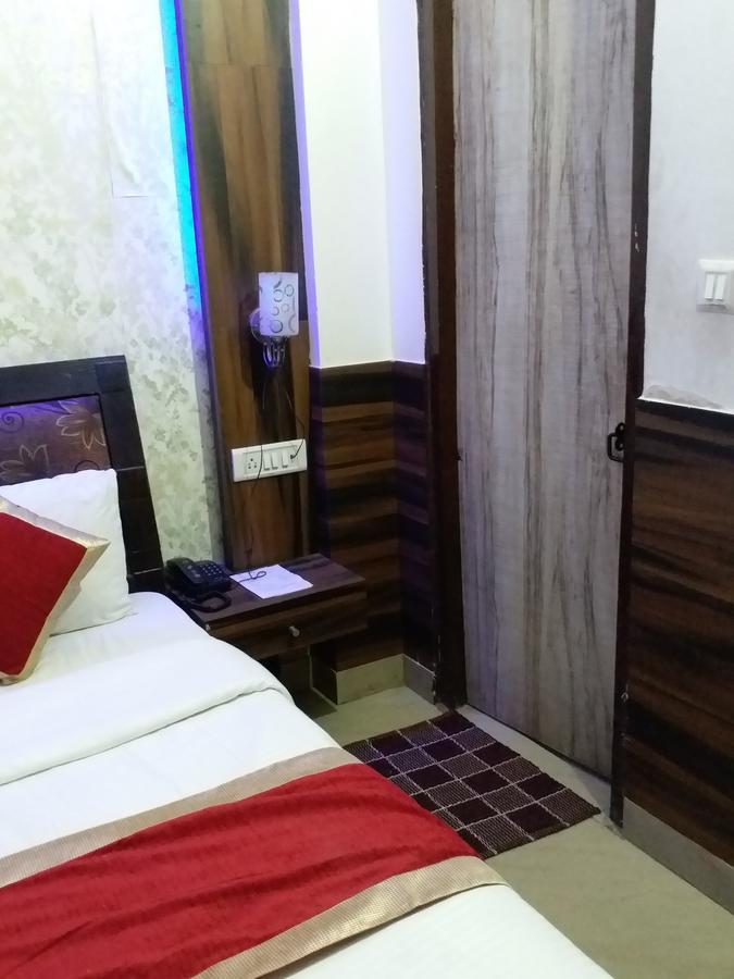 Hotel Perfect Palace Nowe Delhi Zewnętrze zdjęcie